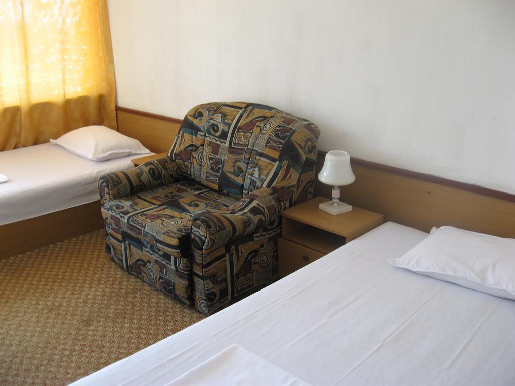 Hotel Zora Kranevo Buitenkant foto