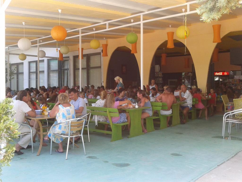 Hotel Zora Kranevo Buitenkant foto