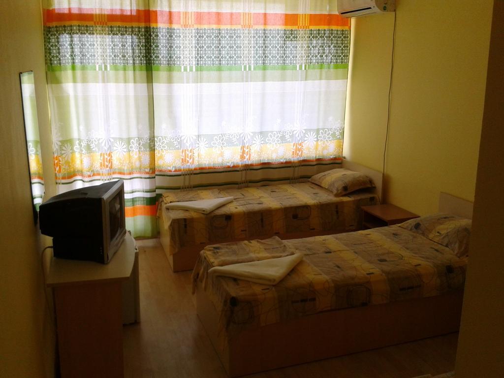 Hotel Zora Kranevo Buitenkant foto